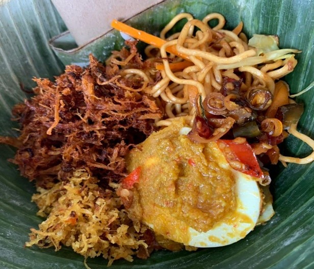NASI JINGGO DIPONEGORO SEBAGAI PRODUK UNGGULAN KELURAHAN DAUH PURI