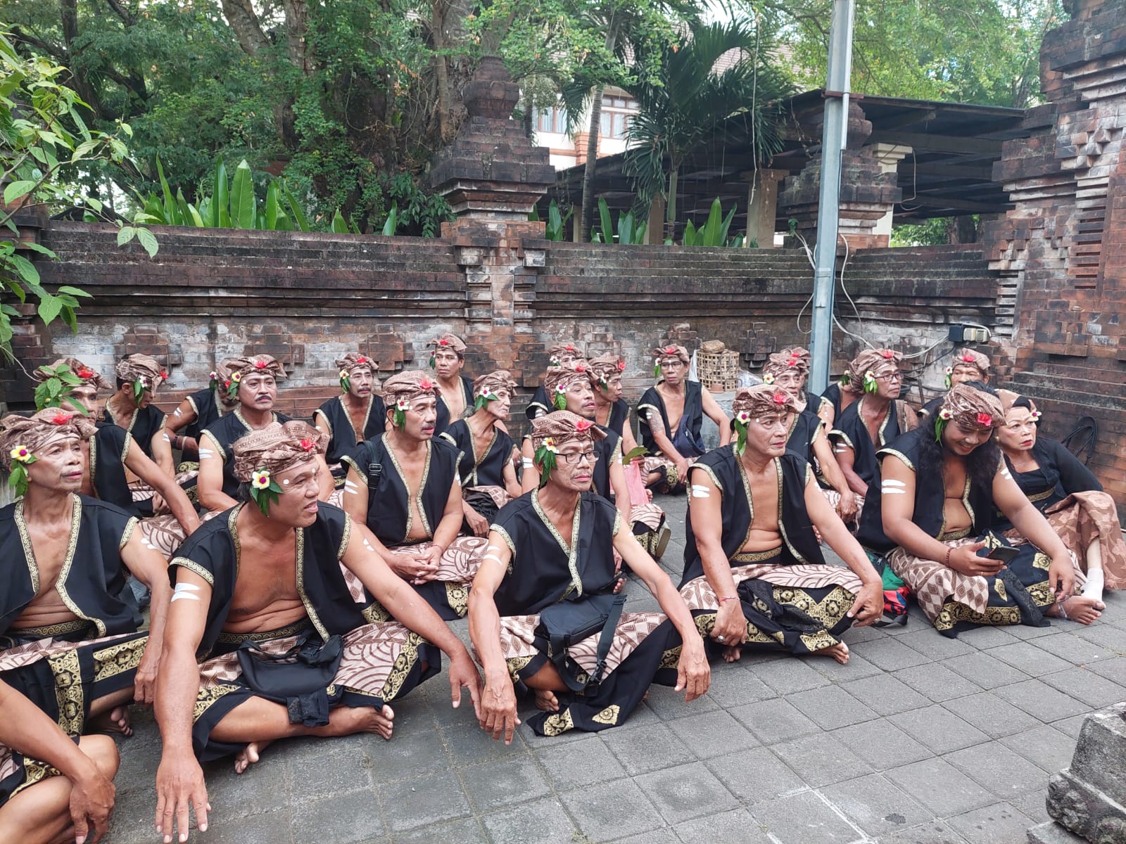 Lomba Genjek Dalam Rangka Hari Lanjut Usia Nasional 